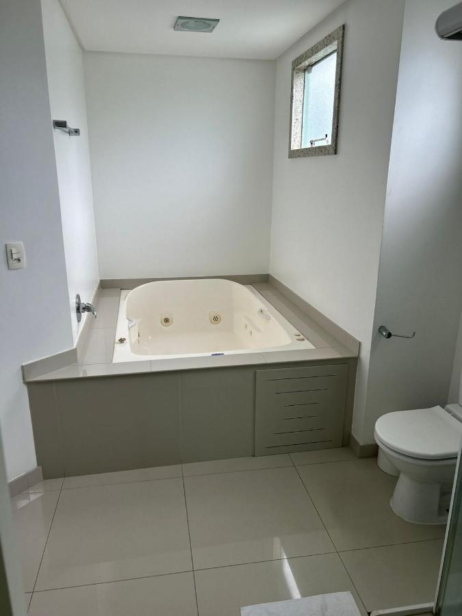 VISTA MAR INDESCRITÍVEL em APTO 3 SUÍTES - ITAPEMA - SC - B&B Itapema