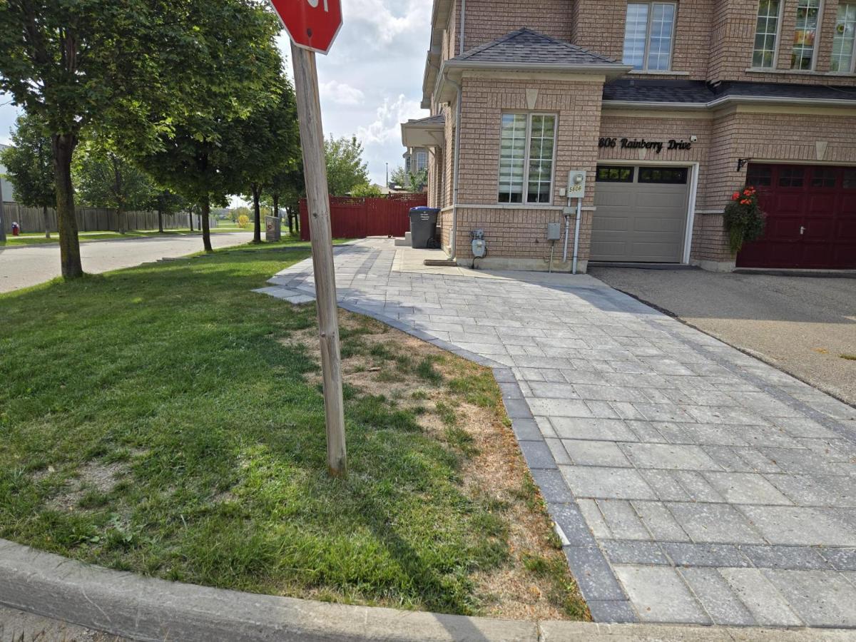 Luxury Home in Mississauga - B&B Mississauga