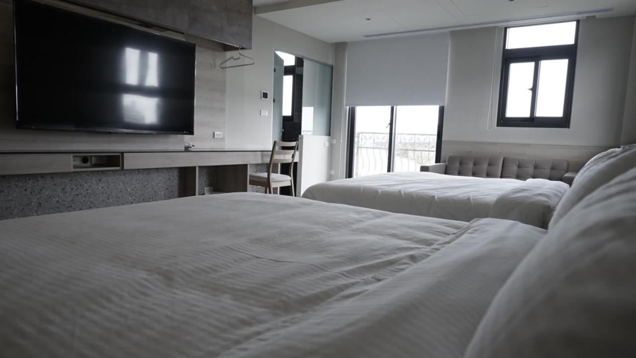 Camera Quadrupla Deluxe