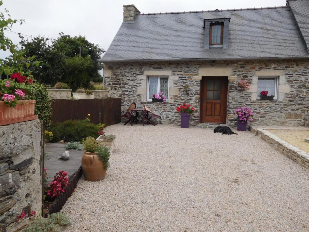 Two- Bedroom Holiday Home (5 Adults) Gîte Vert