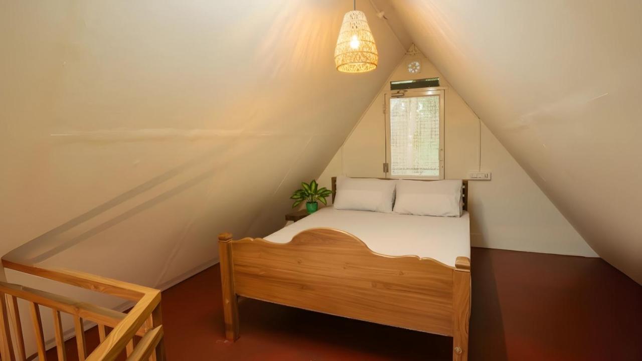 Vierbettzimmer mit Balkon