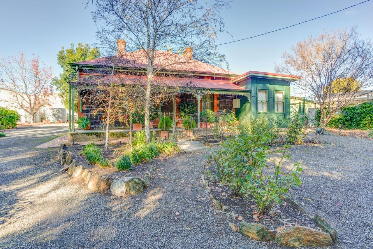 Three-Bedroom Winery Cottage