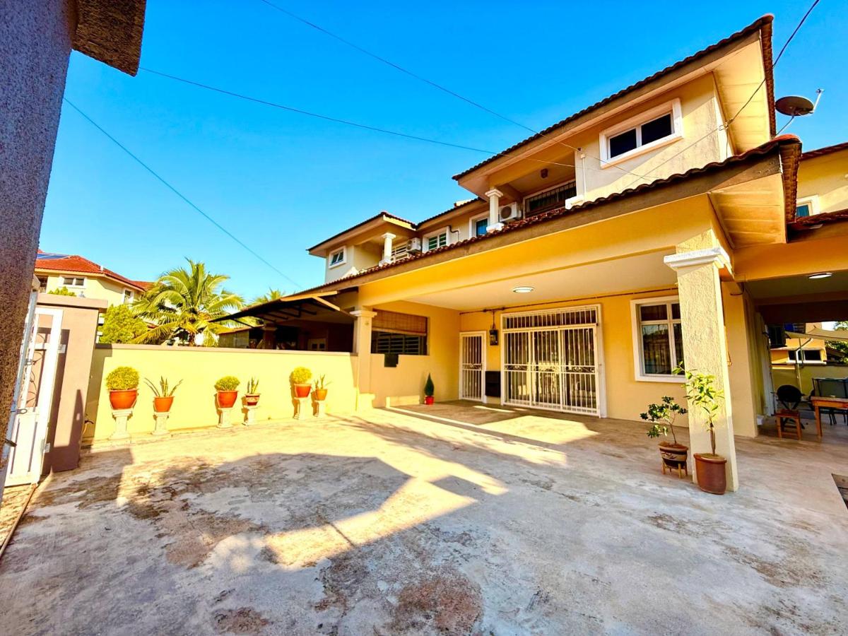 Yang Homestay - Bed and Breakfast Kampung Gajah Mati