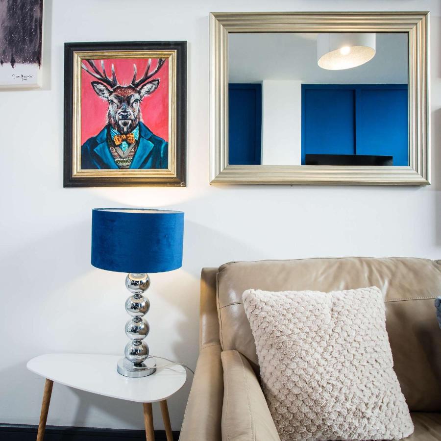 The Luxury Canvas by The Hive WA1 - Ferienwohnung Warrington