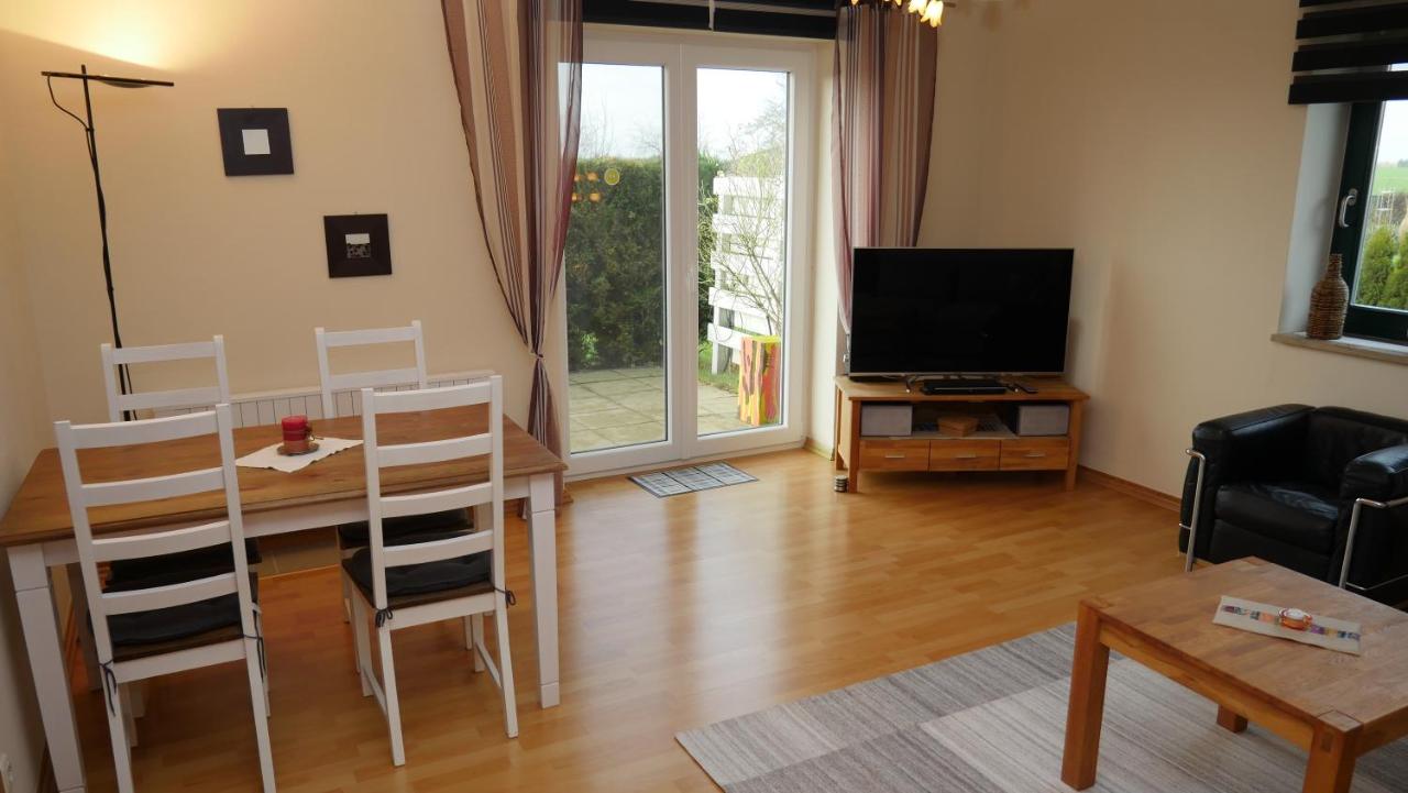 Ferienhaus Mantuja Ferienwohnung II - B&B Hessenburg
