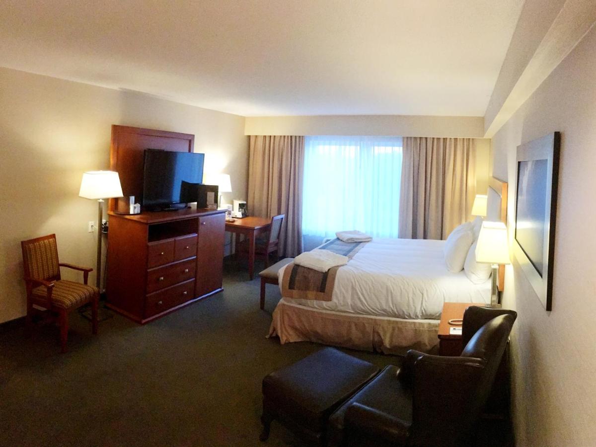 Executive King Room with Whirlpool