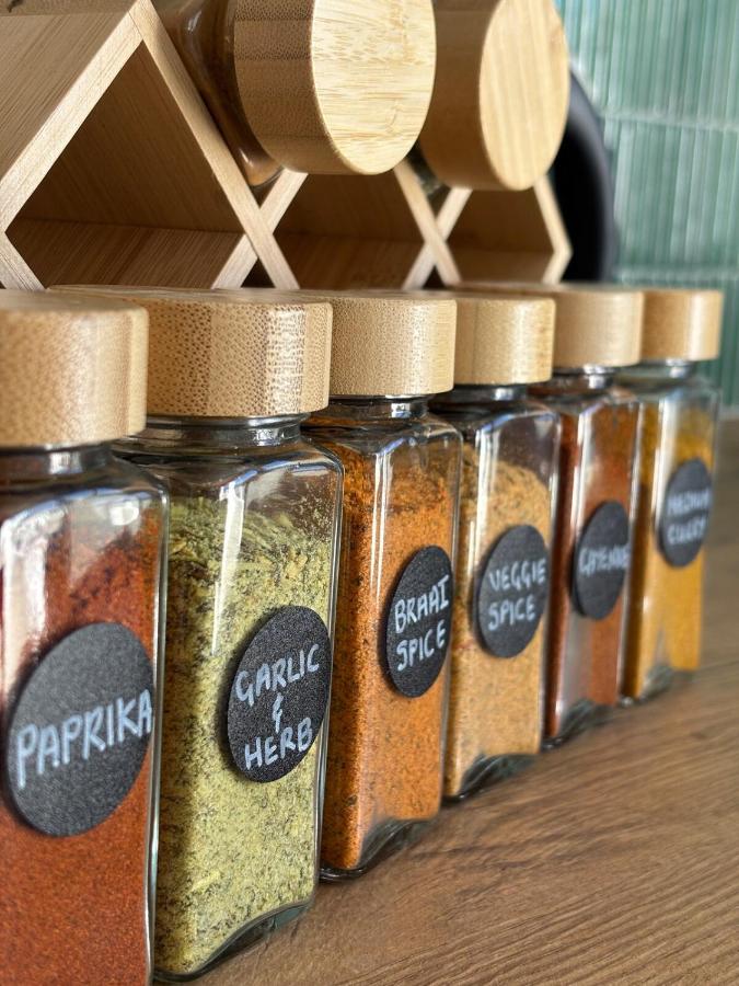 Modern Coastal Studio near Glencairn Beach - B&B Glencairn