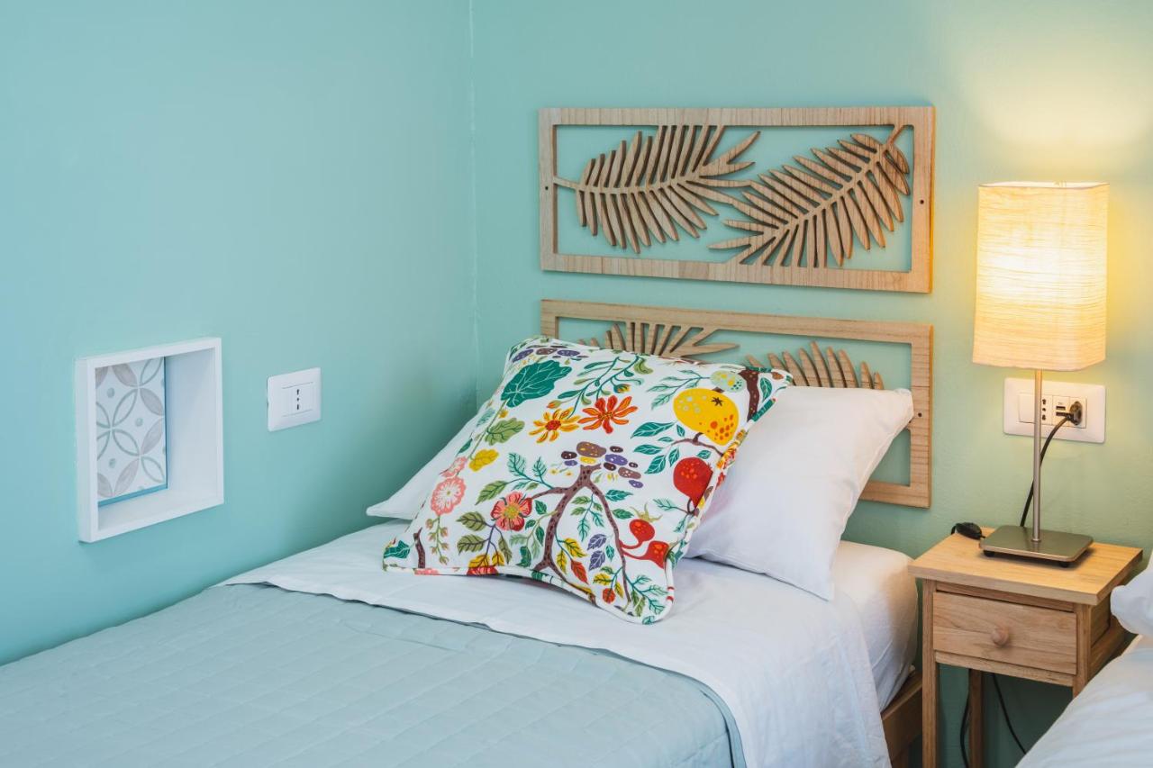 Casa Vacanze IL GELSOMINO - Bed and Breakfast Valfabbrica