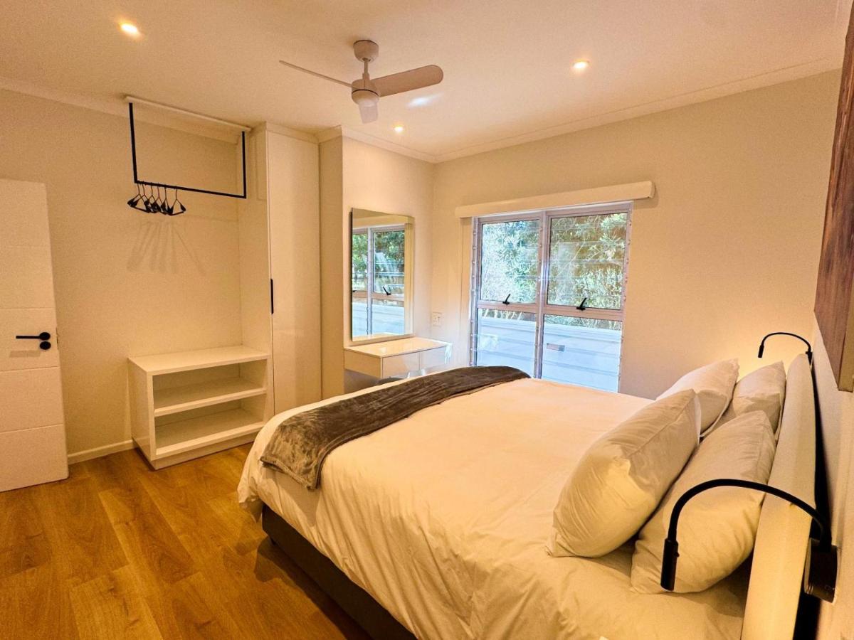 Appartamento con 2 Camere da Letto, Balcone e Vista mare