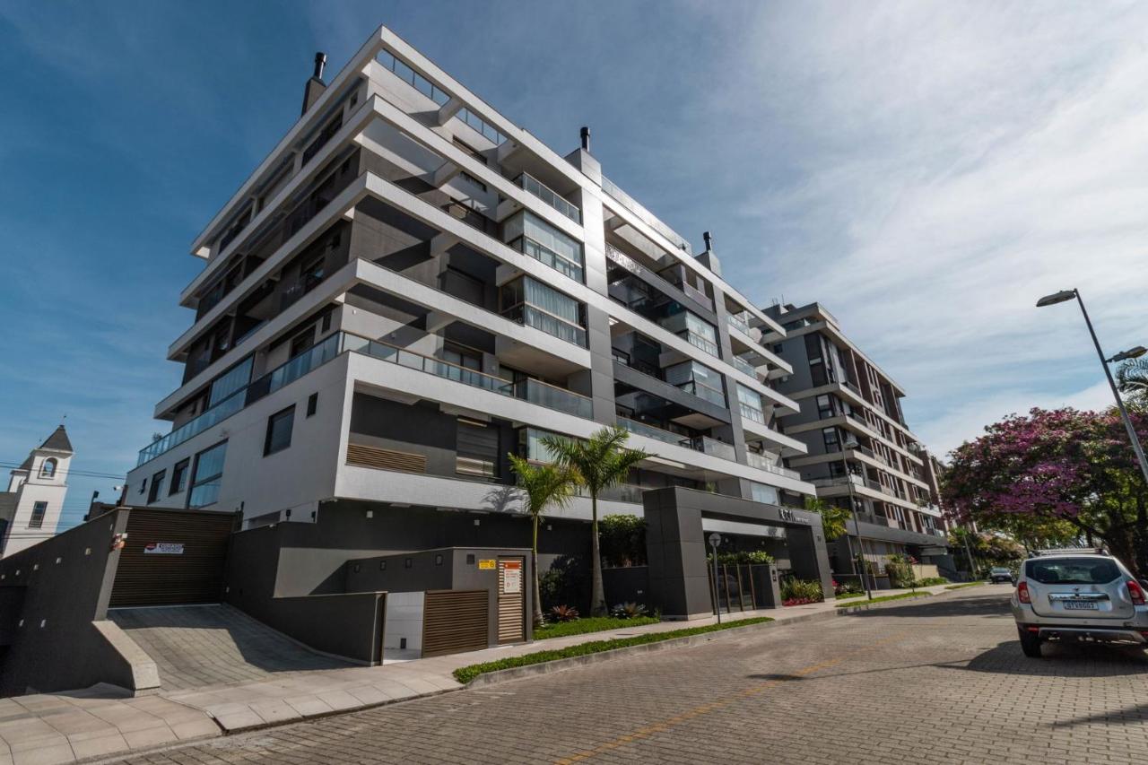 Icon Home Design: Elegância em Jurerê WK3088 - B&B Florianópolis