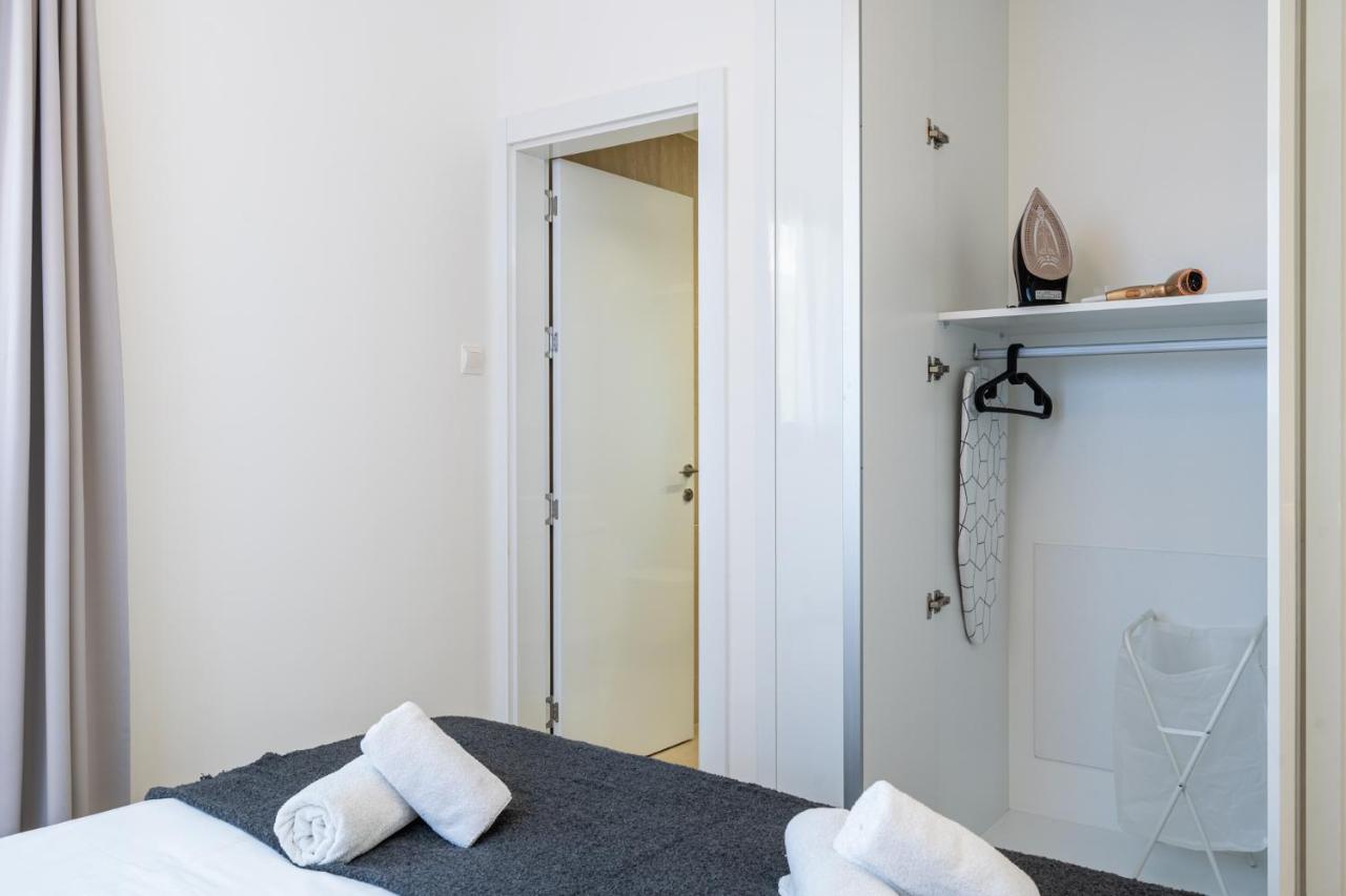 Appartement met 1 Slaapkamer, Balkon en Uitzicht op de Stad