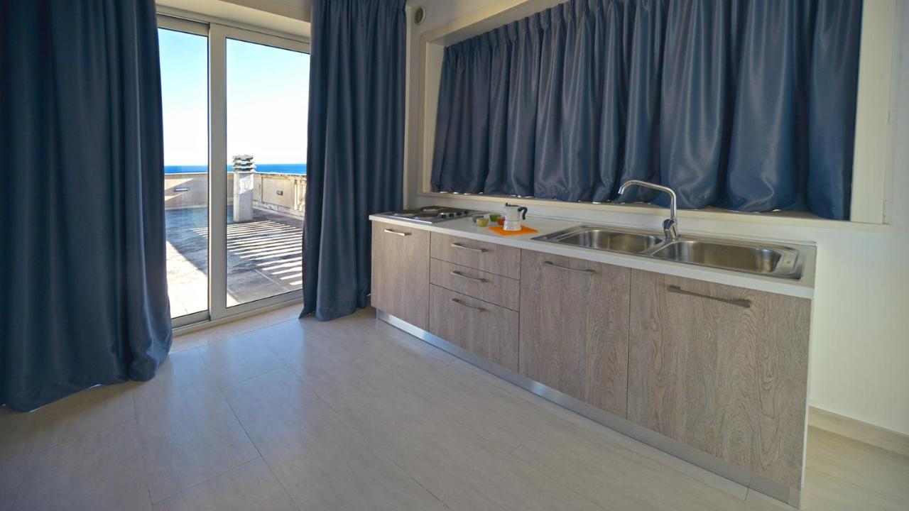 Leo Apartments - Ferienwohnung Gallipoli