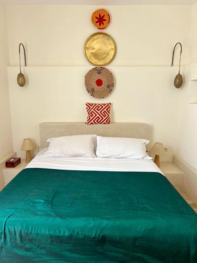 Camera Matrimoniale Ampia con Vista Terrazza