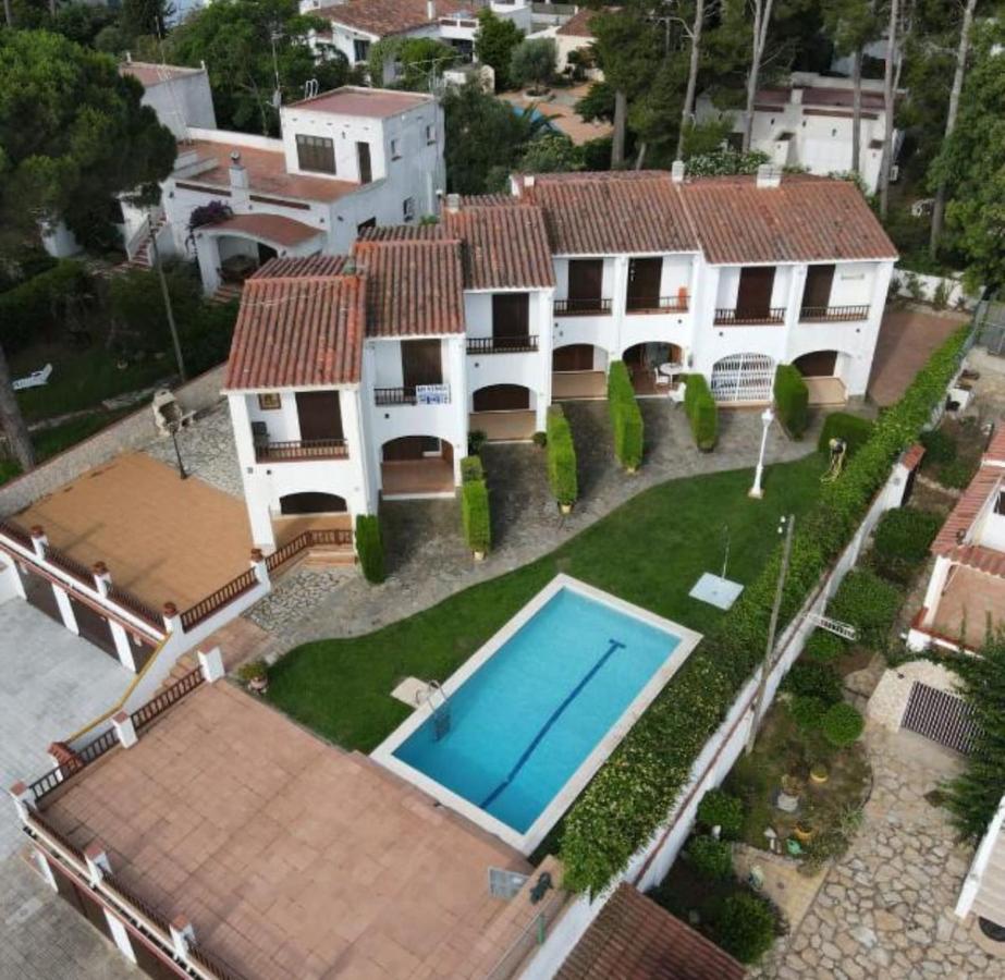 Set Cases - Renovated apartment in Riells - Bed and Breakfast l'Escala