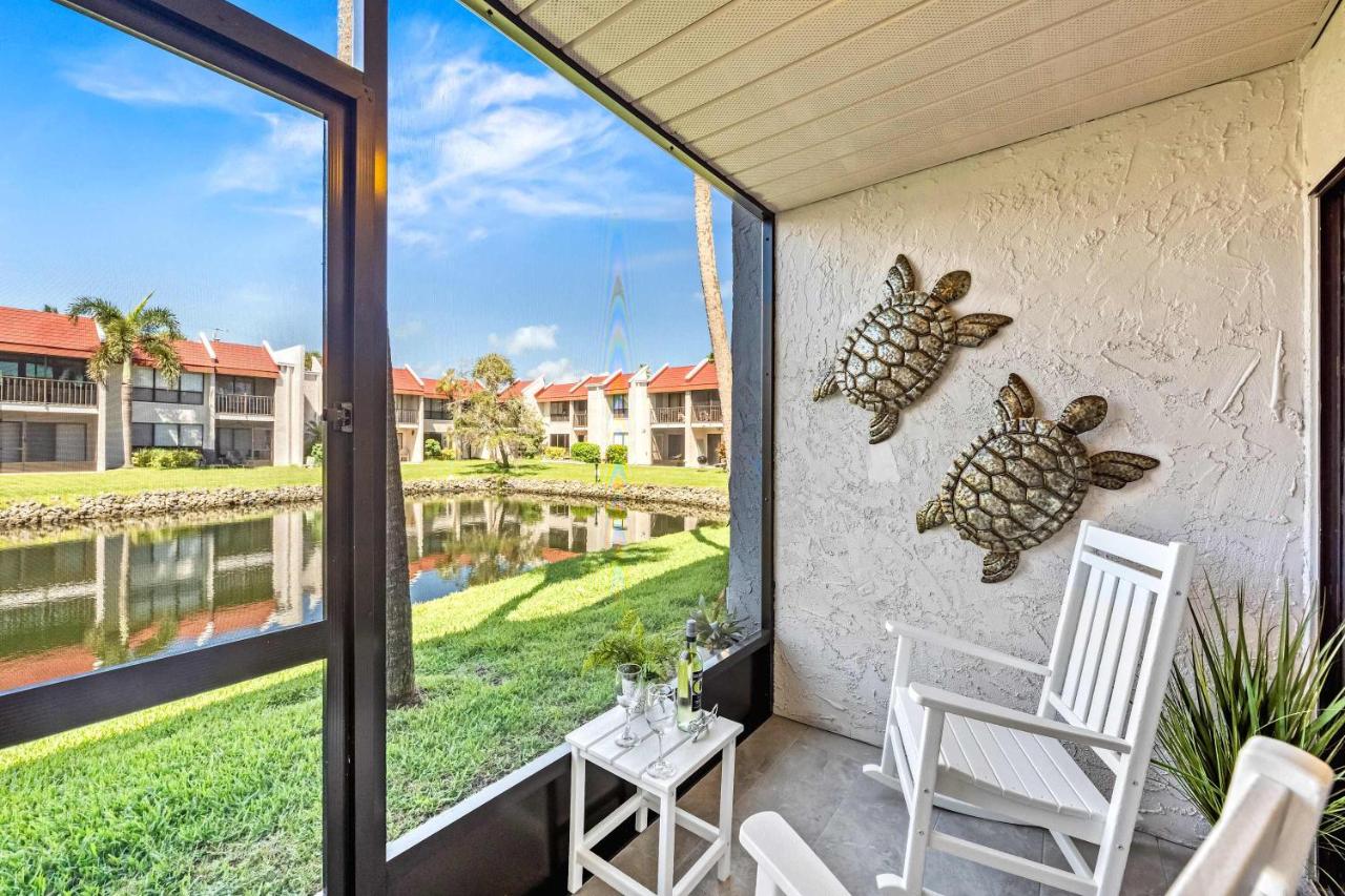 Dans Florida Condos Four Palms at Runaway Bay - B&B Bradenton Beach
