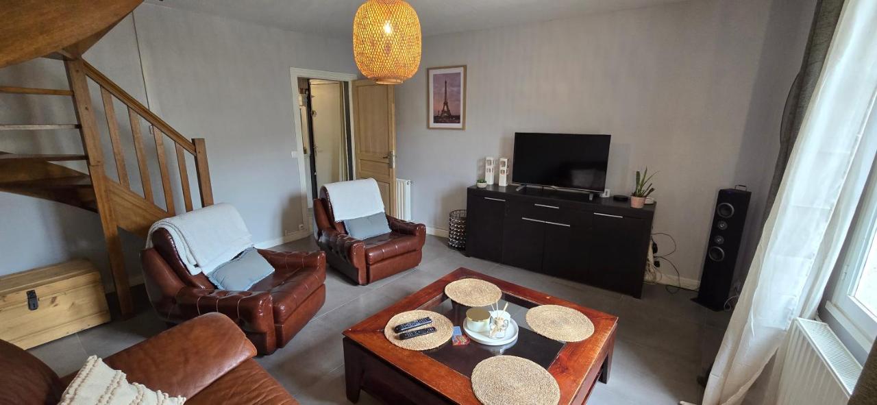 Appartement Le Saint Julien centre historique - Bed and Breakfast Chartres
