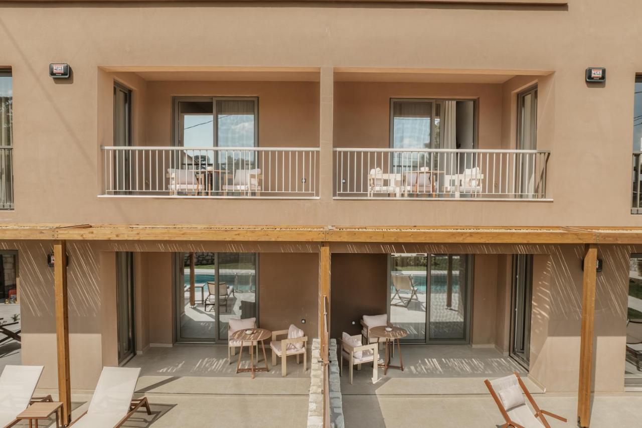 Luxury Suites with BBQ next to Heraklion by Kalles Homes & Suites - B&B Ano Kalesia