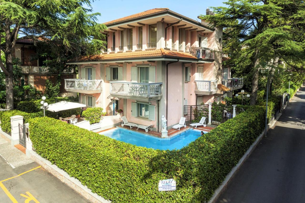 B&B Riccione - Residenza Villa Lidia - Bed and Breakfast Riccione