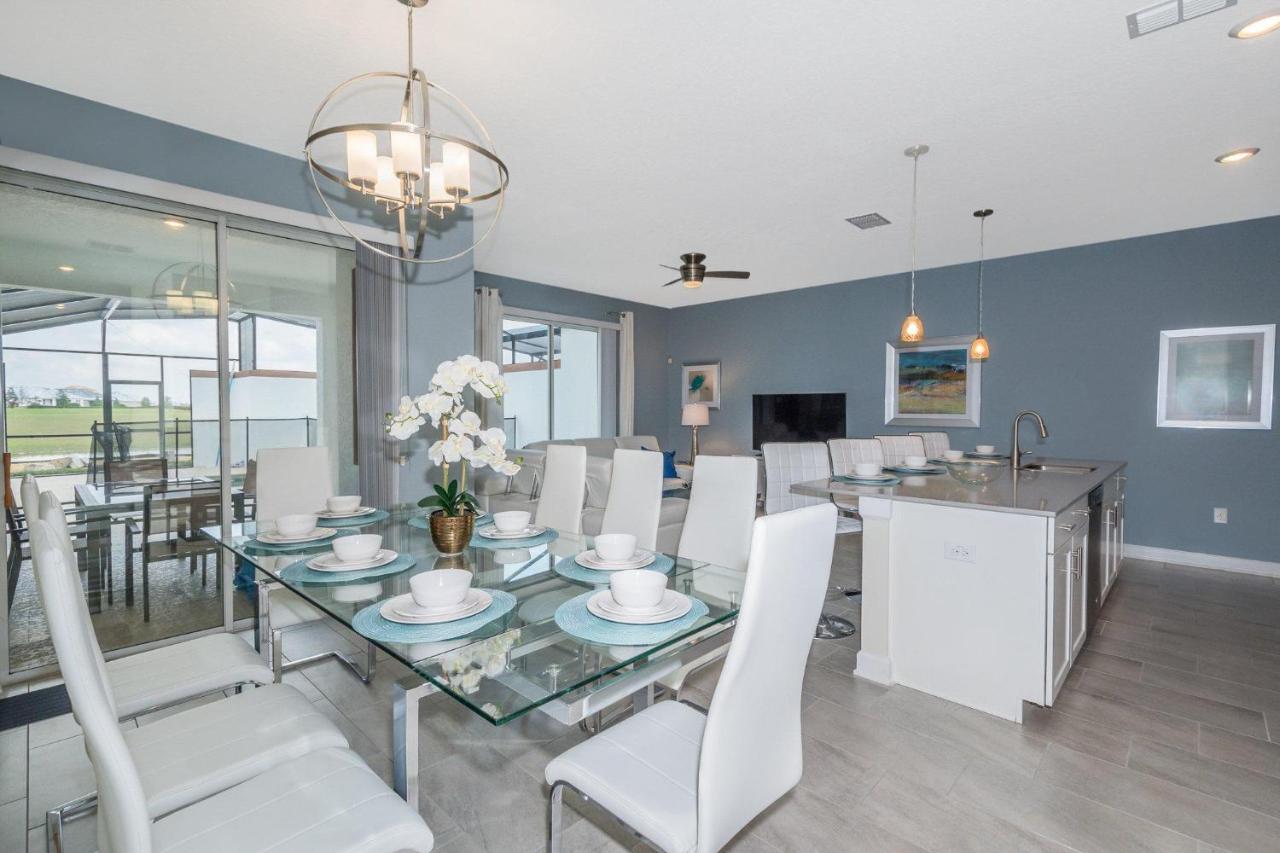 8971MO TOWNHOUSE 4 BEDROOMS & 3 BATHROOMS + POOL - B&B Davenport
