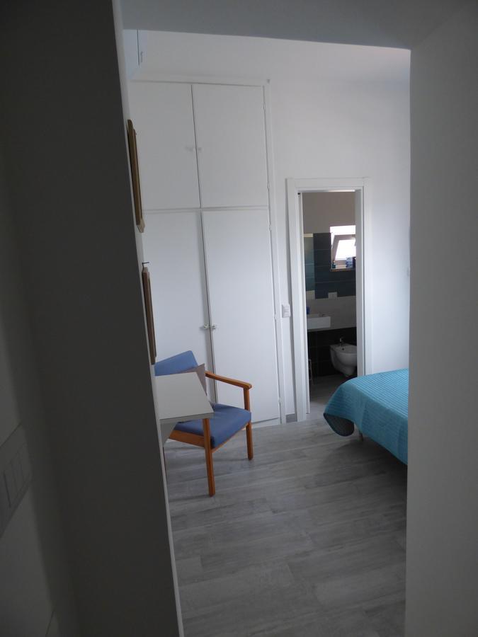 Small Single Room