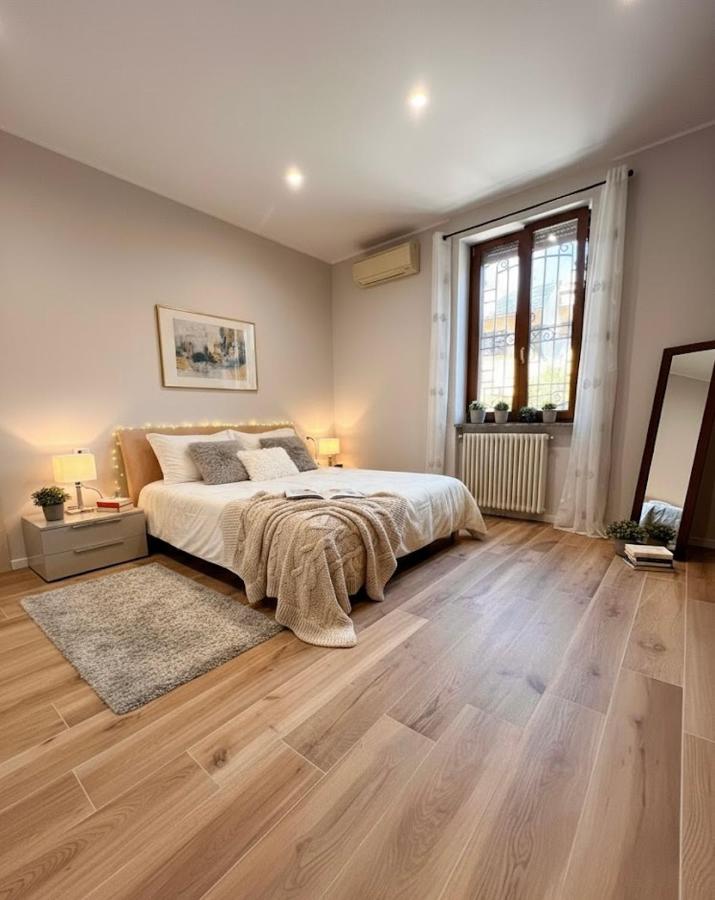10 min walk from Autodromo Spacious place family - B&B Villasanta