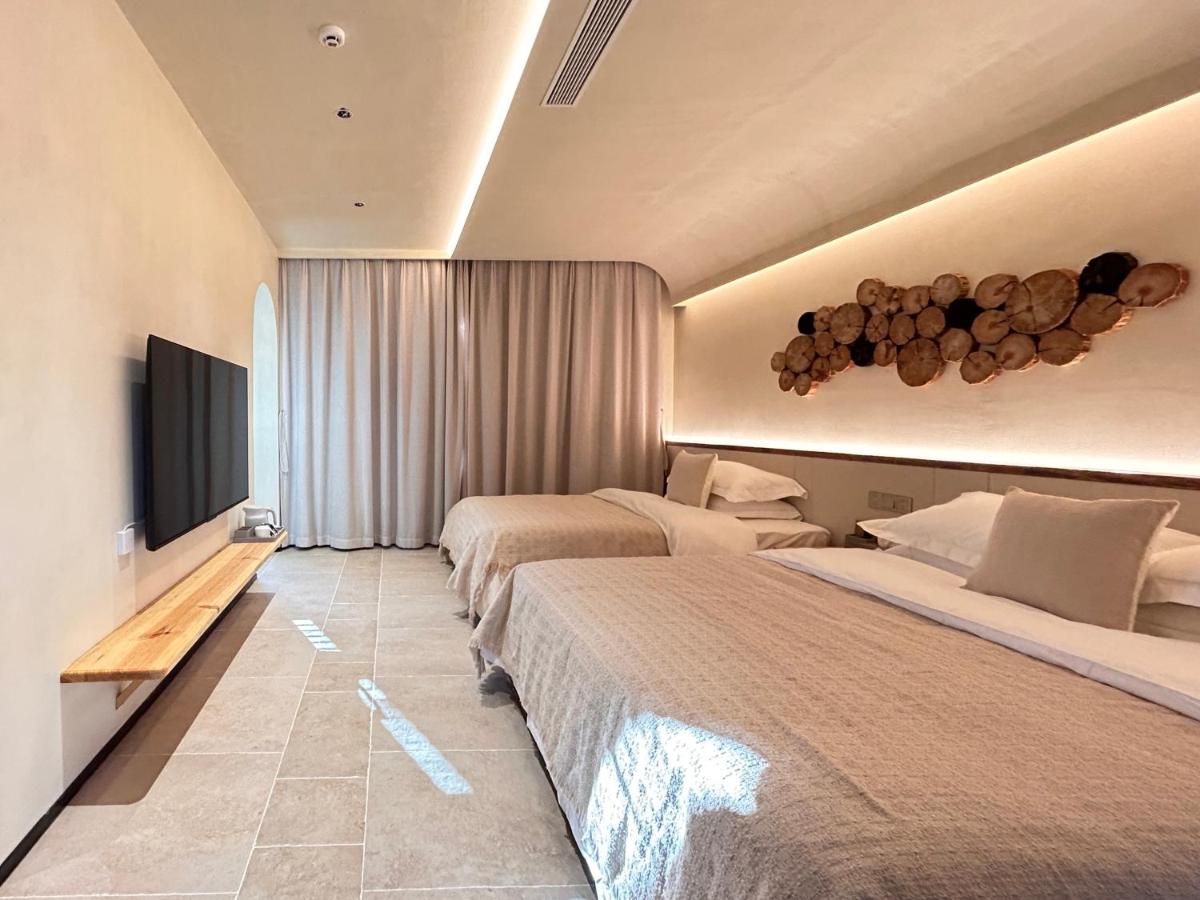 Familienzimmer mit Bergblick