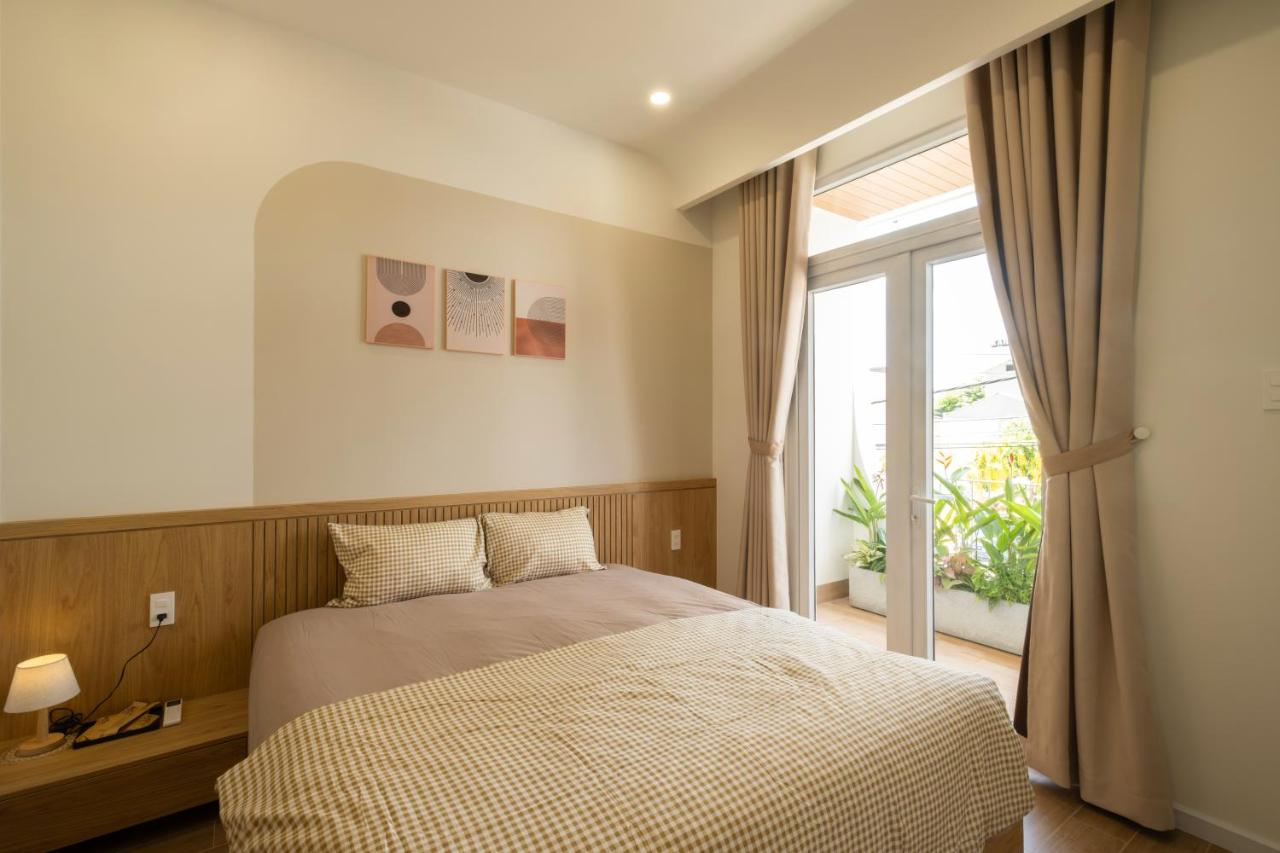 Chambre Lit King-Size avec Balcon