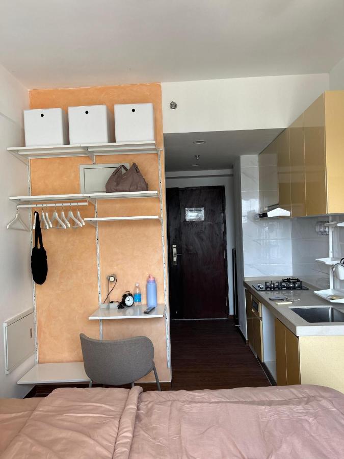 Sky House Studio Apartment in CBD BSD near AEON and ICE - B&B Cilenggang