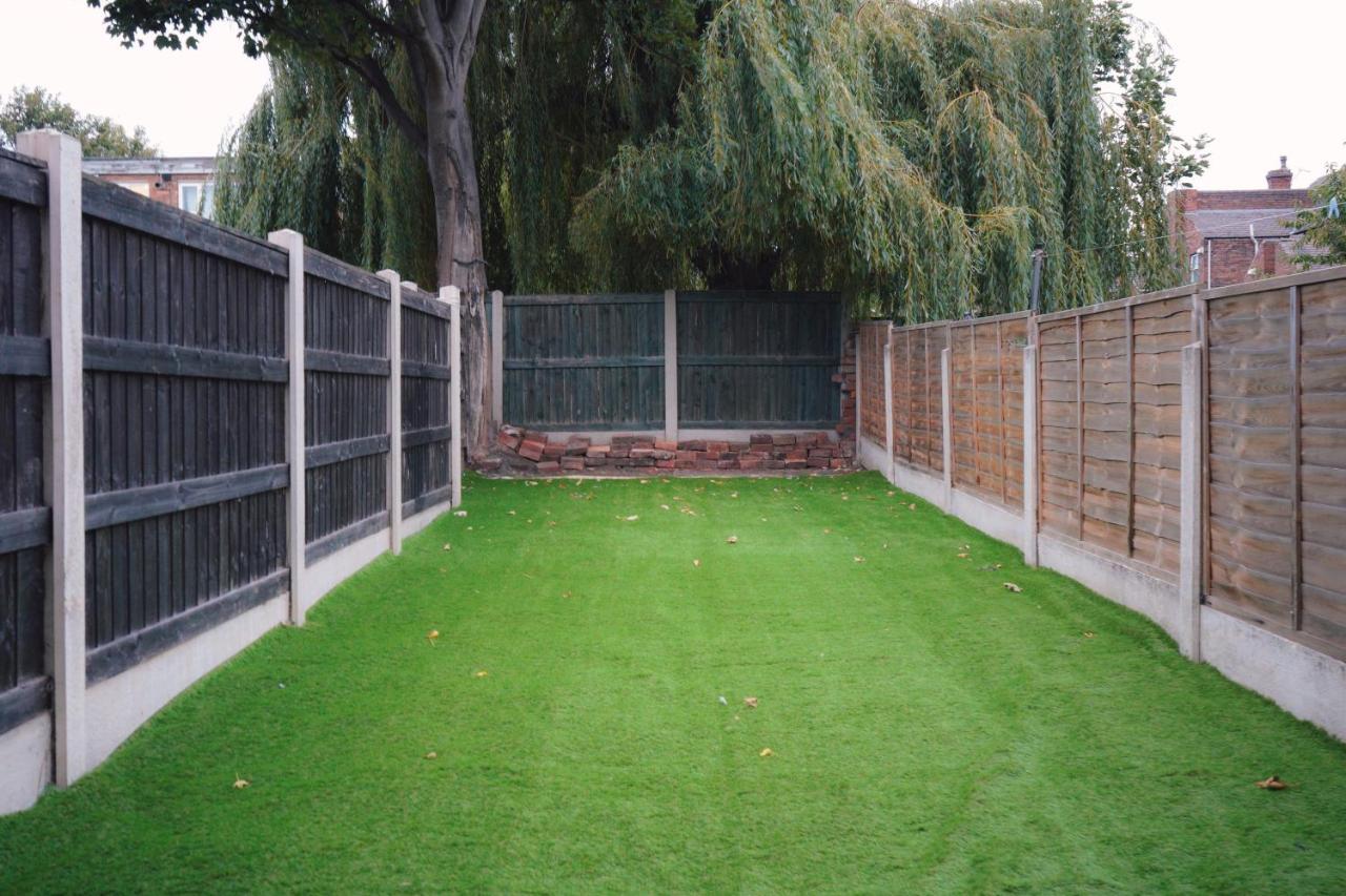 Modern 2BR House in Rotherham Contractor and Family - B&B Park Gate