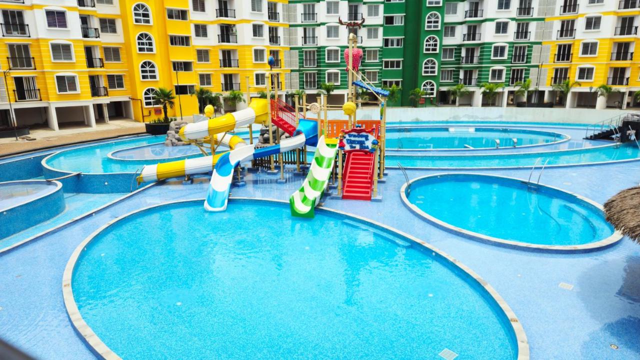 Cherry Blossom Hideaway Elegant 3BHK Cozy Ambience With Pool - B&B Dabolim