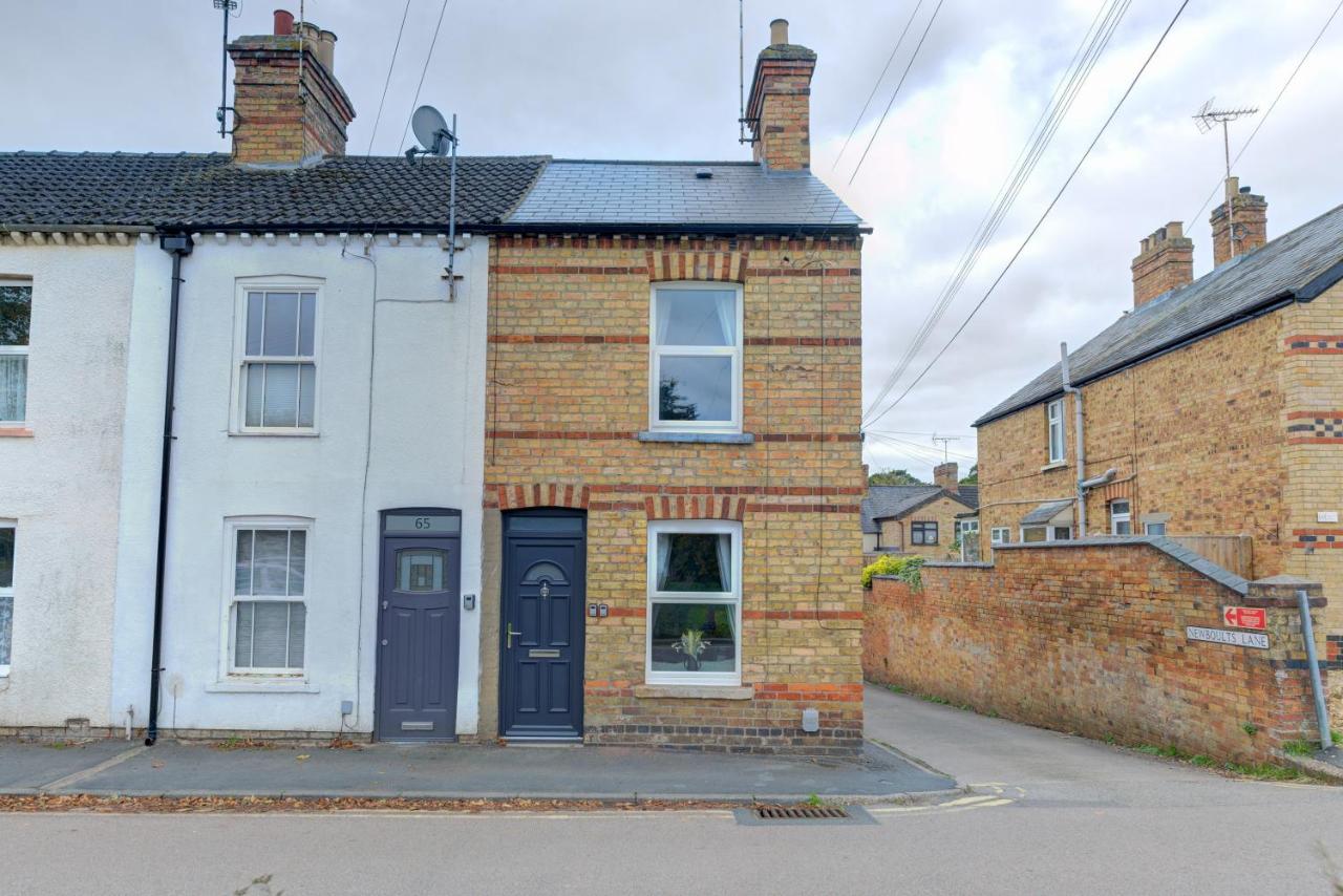 Cosy Stamford Retreat 2 Bed House Near Town Centre - B&B Stamford