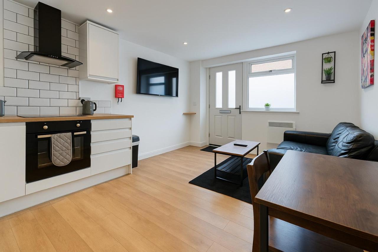 Rentals Leicester 4 - Free Street Parking - Bed and Breakfast Leicester