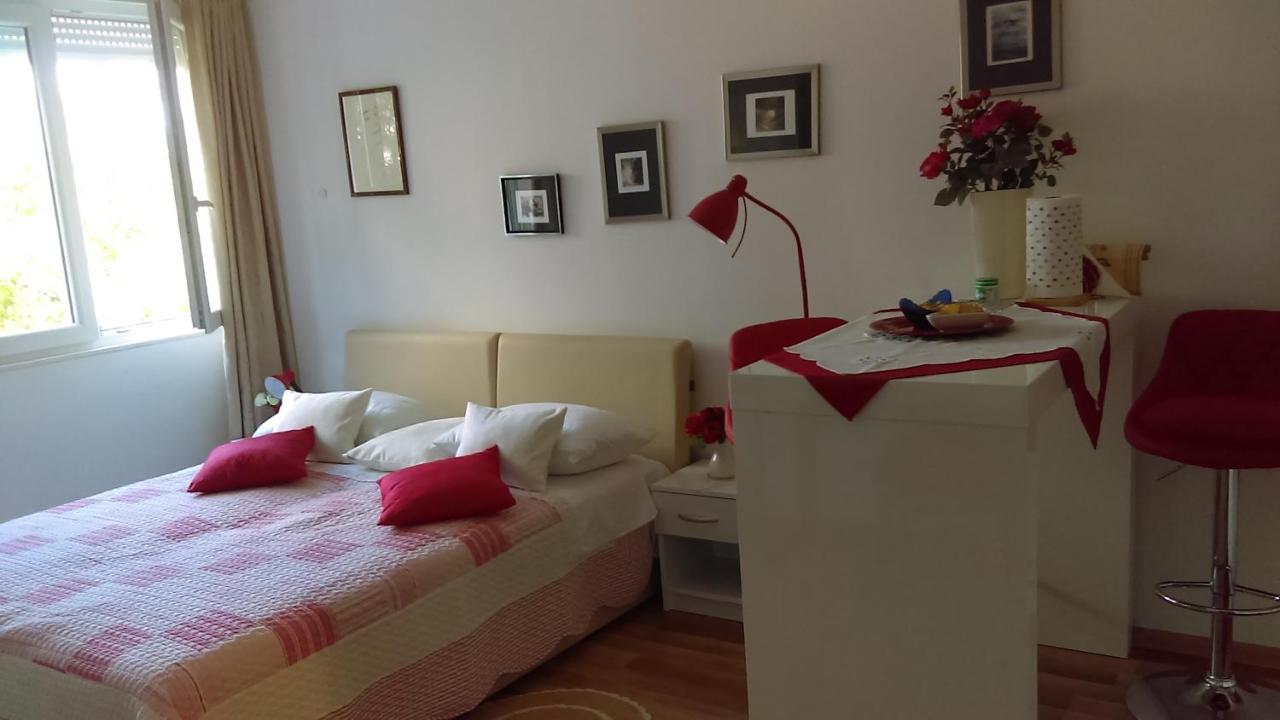 Klara Studio Apartman - B&B