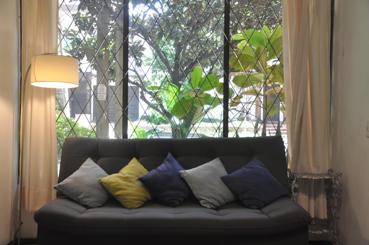 Laureles, casa completa y amplia para grupos grandes - Chambres d’hôtes Medellín