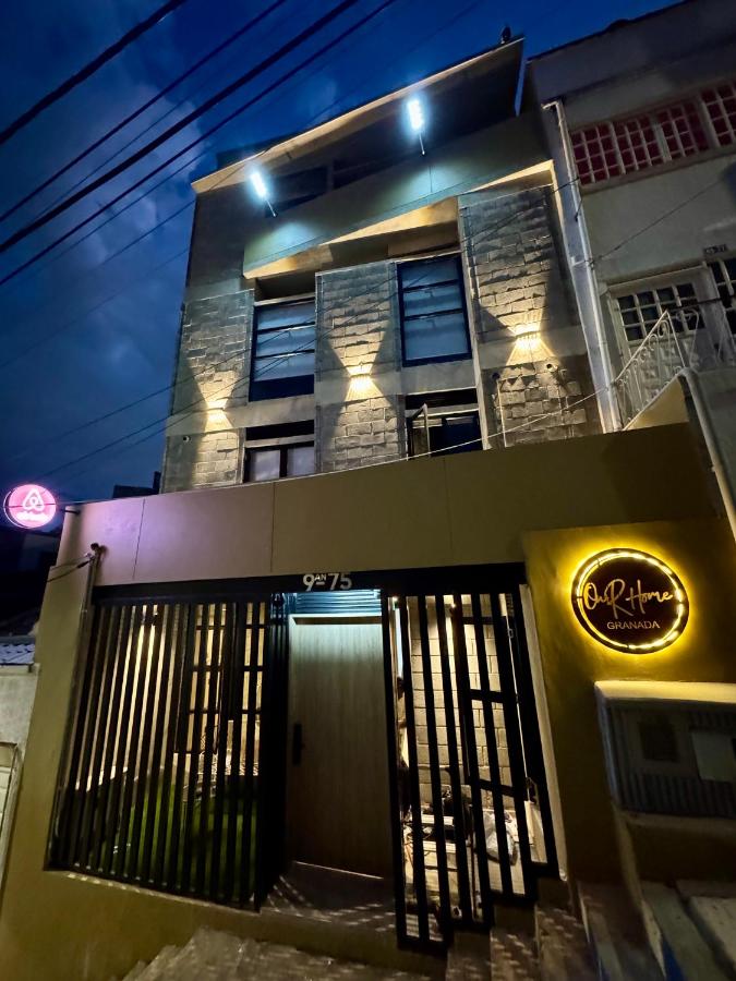 Our Home Granada - Bed and Breakfast Cali