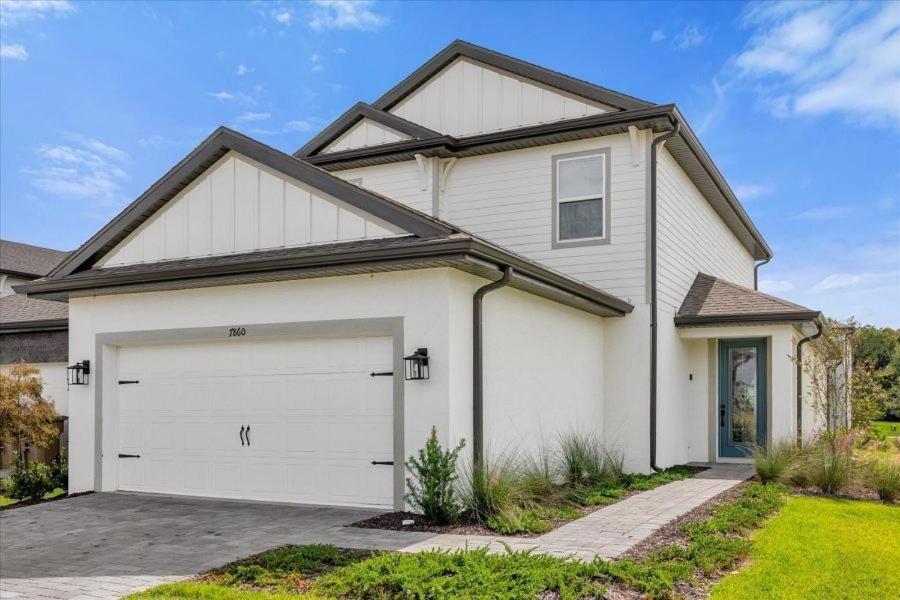 Luxury e Themed Rooms Minutes from Disney Parks