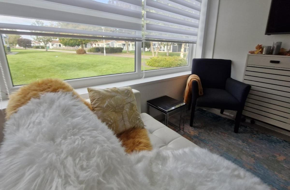 Modern Newly Renovated Home on the Broads - B&B Lowestoft