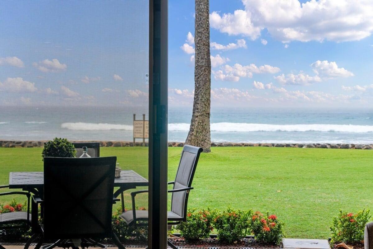 Papakea A108 · PK A108 Remodeled OceanFront Studio w Ocean Views - Ferienwohnung Kahana