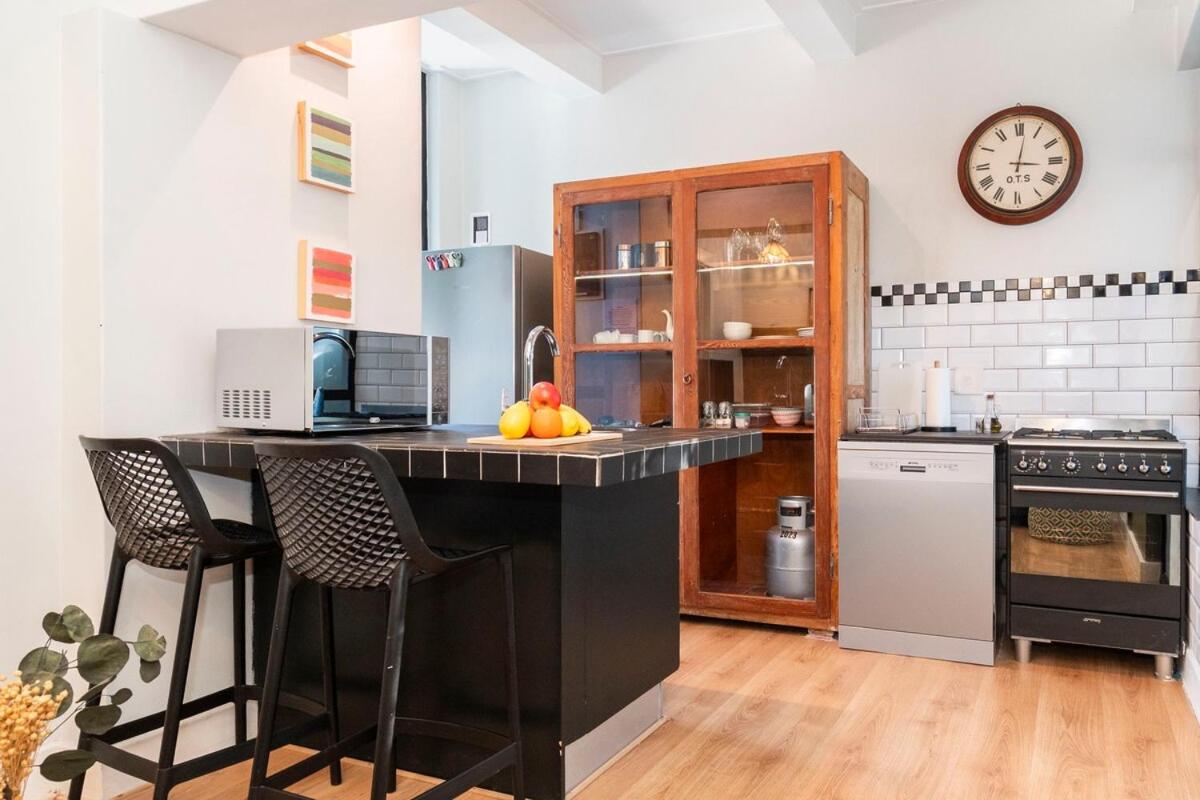 Indulge in an Urban Oasis at Green Point Sanctuary - B&B Città del Capo