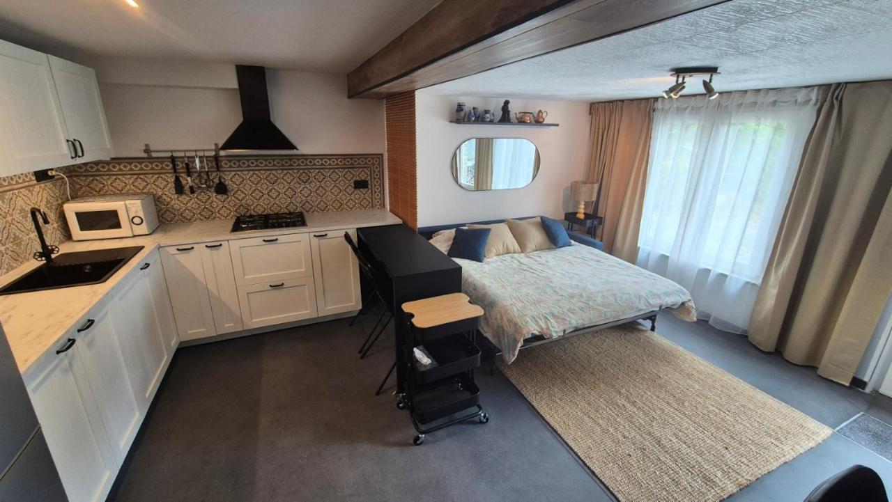 Studio Rochefort centre 5 minutes à pied - B&B Rochefort