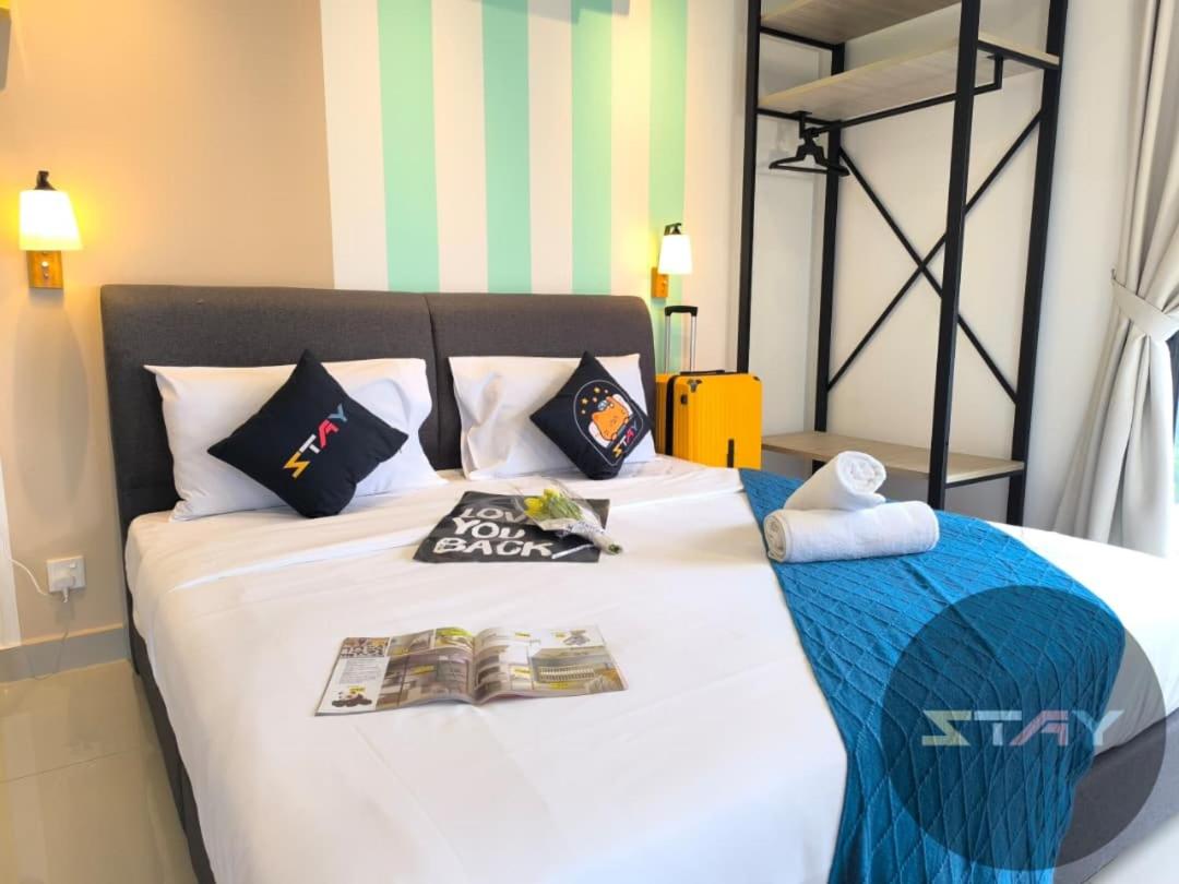 Meridin Sovo Cozy Couple King Bed Studio BySTAY - B&B Iskandar Puteri