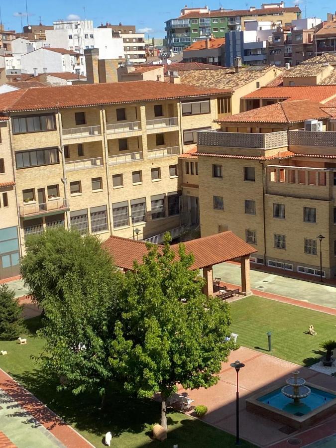 Apartamento Boston - Ferienwohnung Saragossa