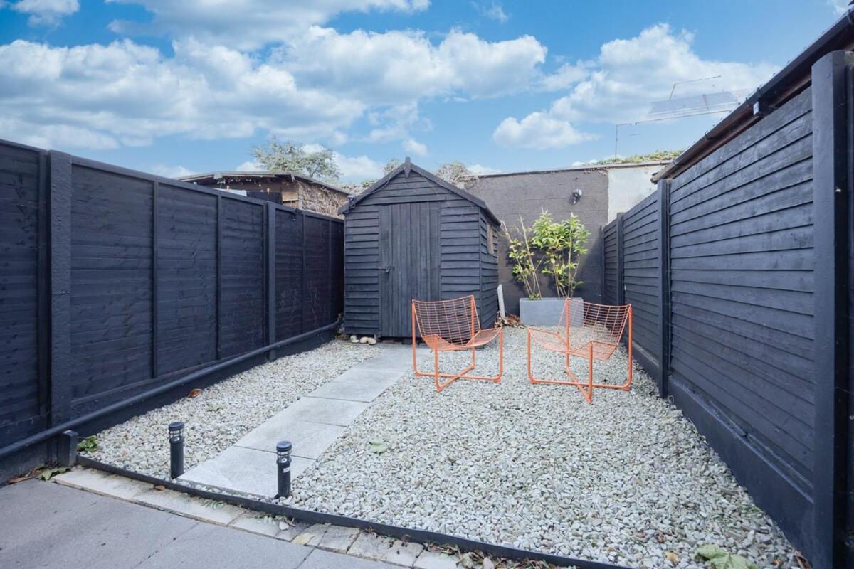 Chic 3-Bed House Near 3Arena & Bord Gáis Theatre - B&B Dublin