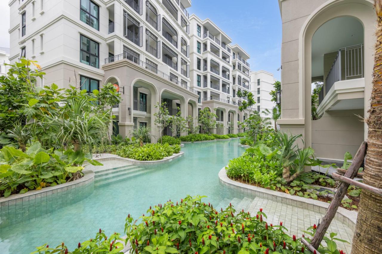 The Title Legendary BangTao Beach by TropicLook - Bed and Breakfast Bang Tao Beach