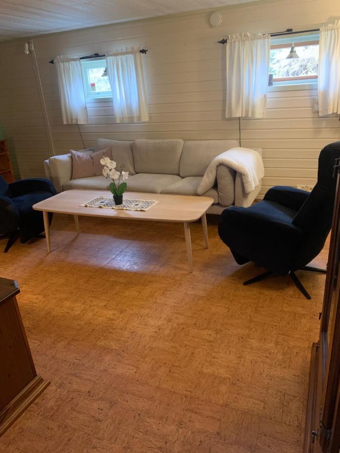 Northen light stay- great bus links & free parking - Chambres d’hôtes Tromsø