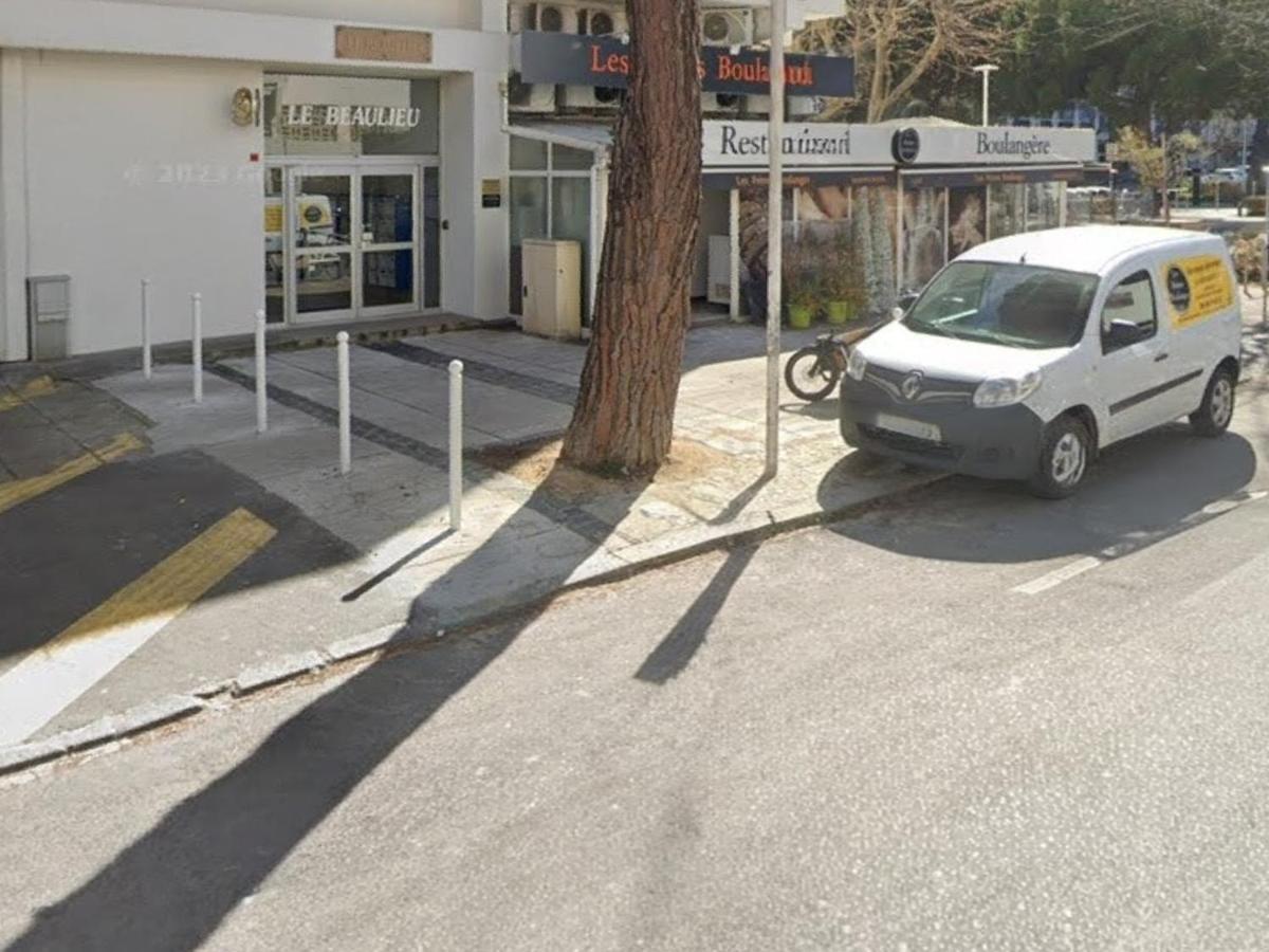 400m de la mer, grand studio lumineux en centre-ville - B&B La Grande-Motte