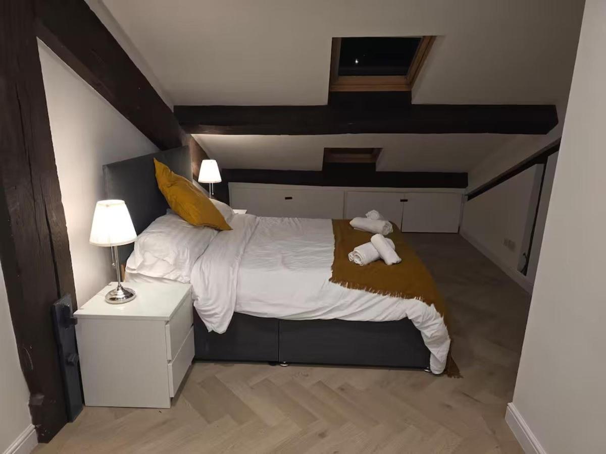 Liverpool Penthouse - Sleeps 8 - City Centre - B&B Liverpool