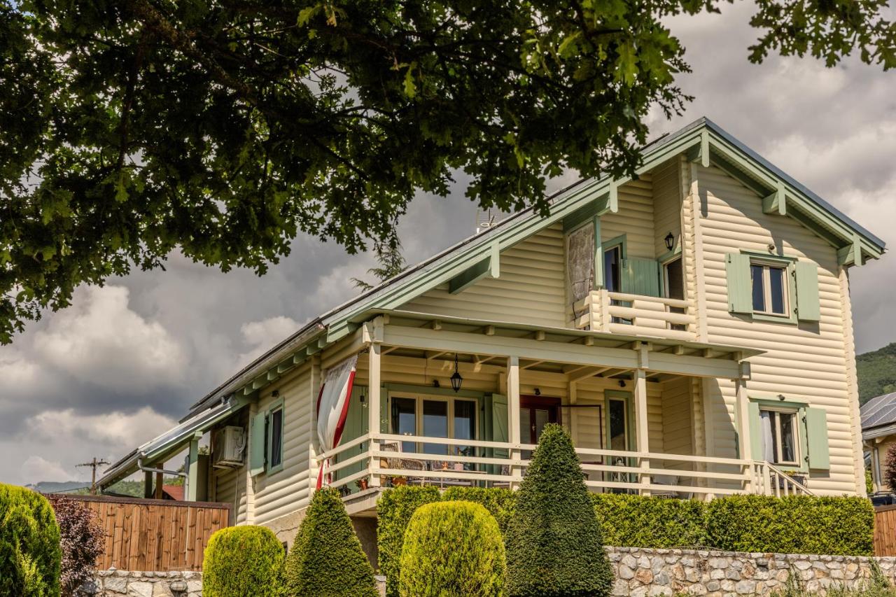 Maison de Montagne Florina - Bed and Breakfast Flórina