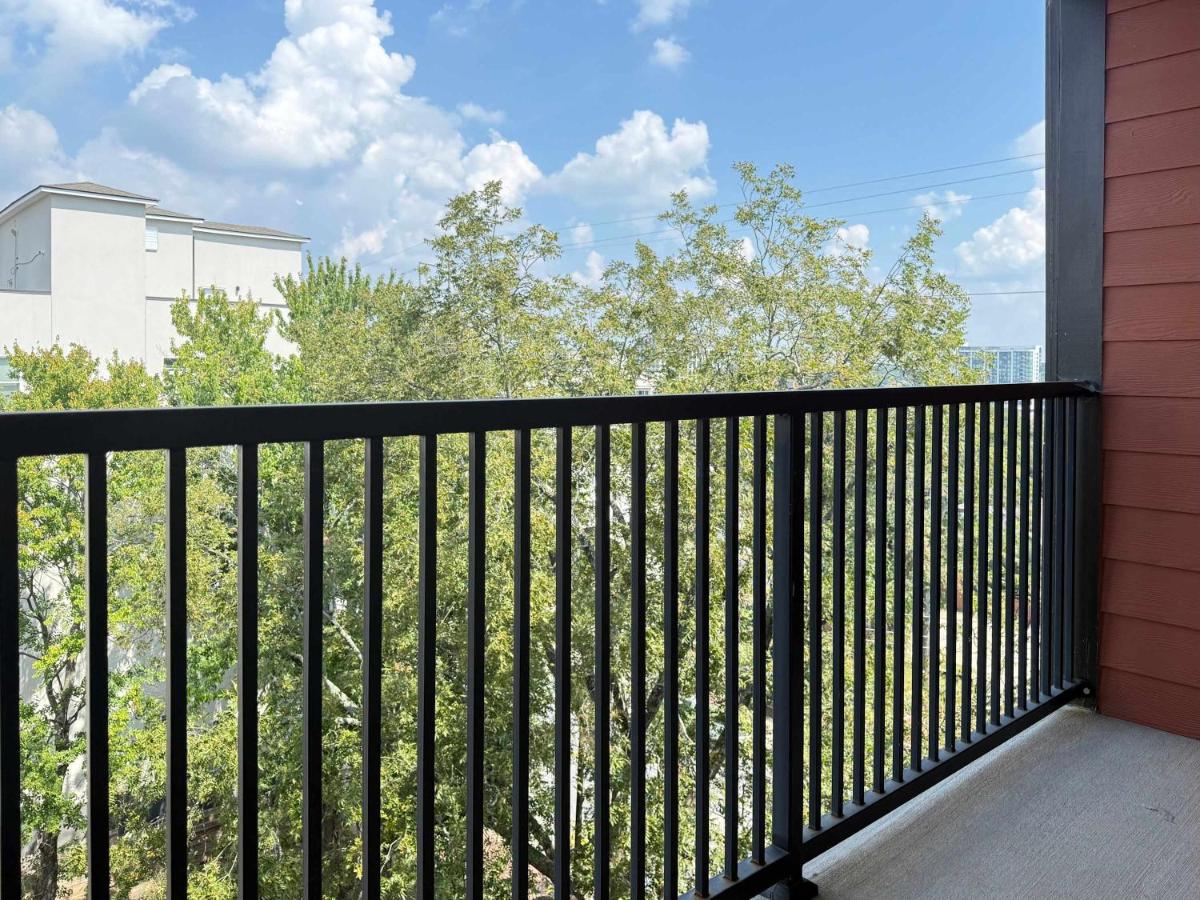 Modern 1-Bedroom Condo in Downtown Atlanta 525Pkwy517 - Ferienwohnung Atlanta