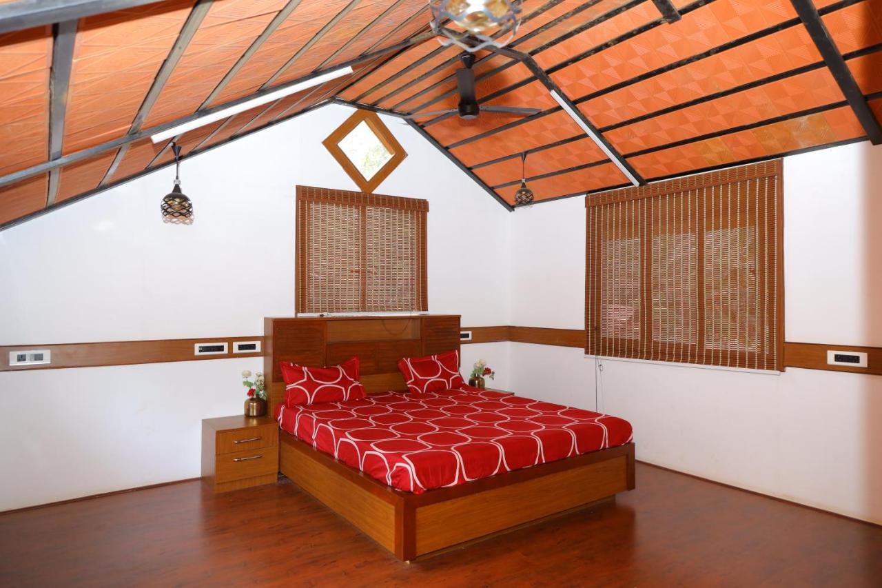 Wood House Near Isha And Karunya University by Shivalaya - Ferienwohnung Ālāndurai